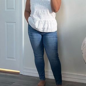 American Eagle Skinny Jeans XSHORT